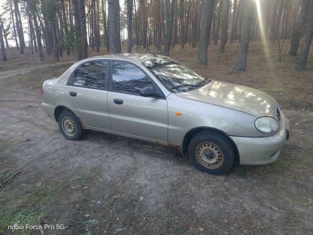 Бежевый Дэу Сенс, объемом двигателя 0 л и пробегом 107 тыс. км за 1600 $, фото 2 на Automoto.ua