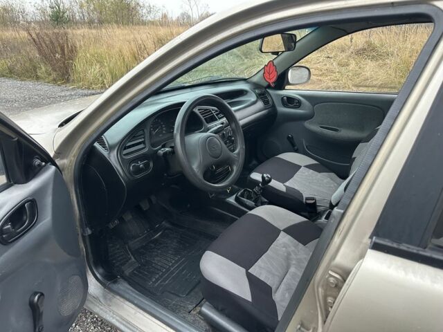 Бежевый Дэу Сенс, объемом двигателя 1.5 л и пробегом 280 тыс. км за 1500 $, фото 17 на Automoto.ua