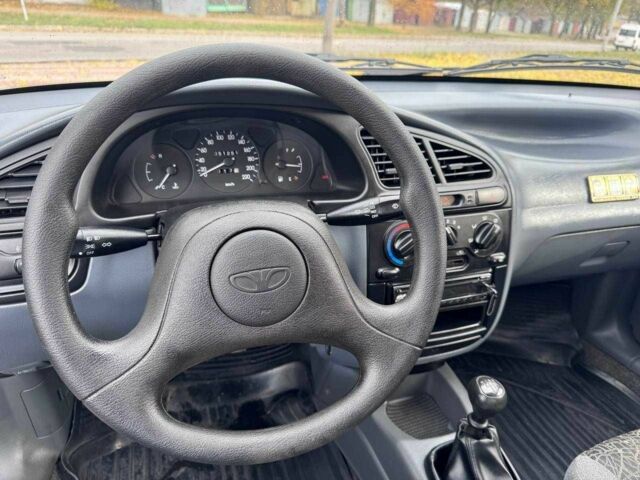 Деу Сенс 2008 у Запоріжжя на Automoto.ua Бежевий Деу Сенс, об'ємом двигуна 1.4 л та пробігом 51 тис. км за 3500 $, фото 13 на Automoto.ua