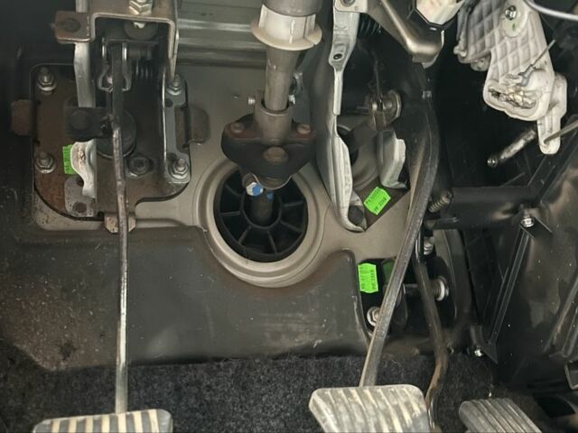 Бежевый Дэу Сенс, объемом двигателя 1.4 л и пробегом 98 тыс. км за 2400 $, фото 5 на Automoto.ua