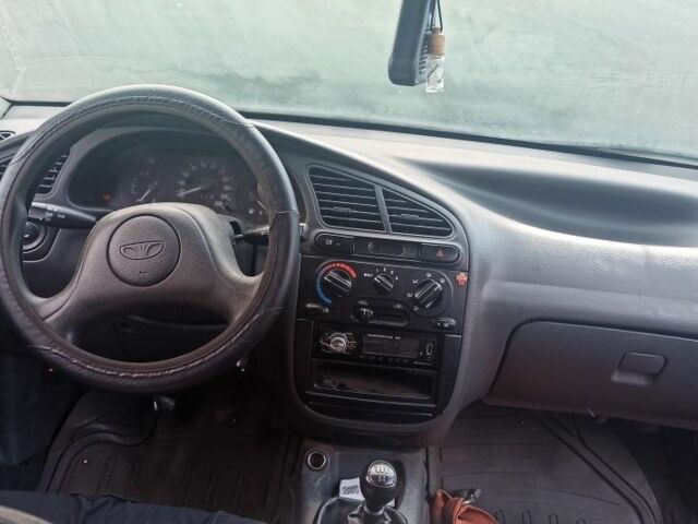 Бежевий Деу Сенс, об'ємом двигуна 1.4 л та пробігом 210 тис. км за 1418 $, фото 4 на Automoto.ua