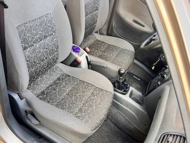 Бежевий Деу Сенс, об'ємом двигуна 1.4 л та пробігом 100 тис. км за 2200 $, фото 11 на Automoto.ua