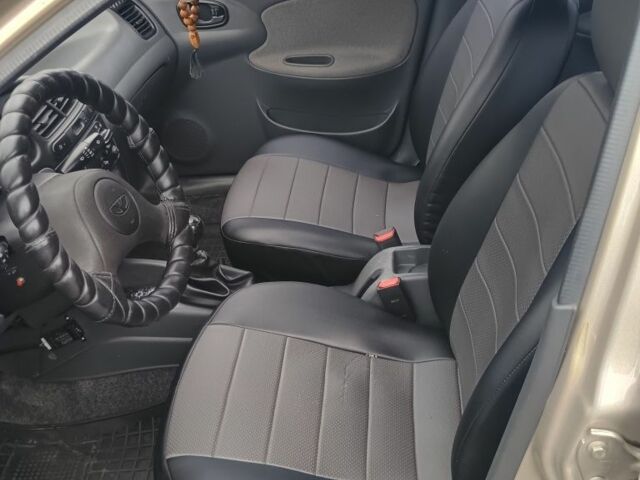 Бежевый Дэу Сенс, объемом двигателя 1.5 л и пробегом 144 тыс. км за 3300 $, фото 2 на Automoto.ua