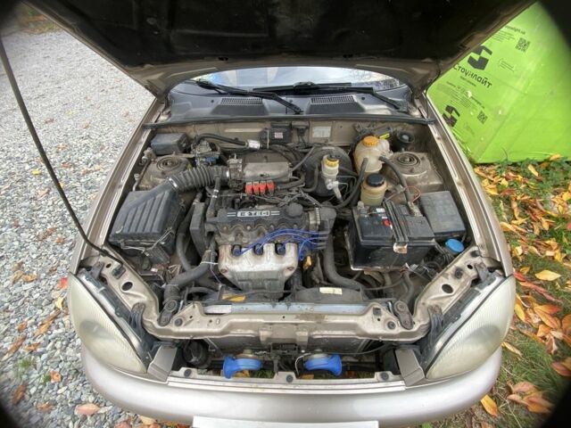 Бежевый Дэу Сенс, объемом двигателя 1.5 л и пробегом 276 тыс. км за 2000 $, фото 9 на Automoto.ua