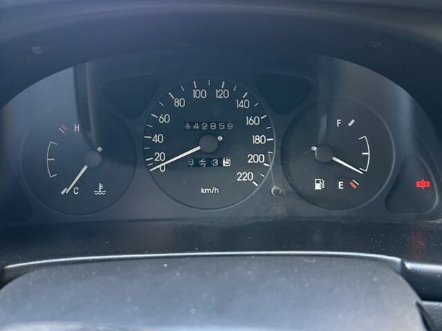 Бежевий Деу Сенс, об'ємом двигуна 1.4 л та пробігом 142 тис. км за 3200 $, фото 11 на Automoto.ua