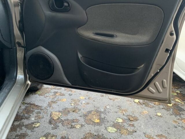 Бежевий Деу Сенс, об'ємом двигуна 1.5 л та пробігом 243 тис. км за 2350 $, фото 9 на Automoto.ua