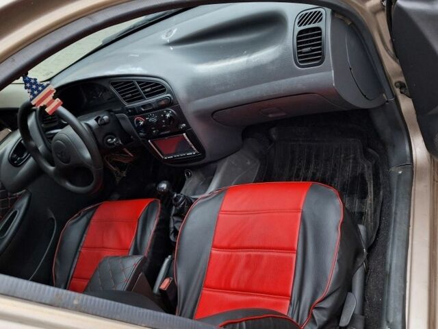 Бежевый Дэу Сенс, объемом двигателя 0 л и пробегом 350 тыс. км за 999 $, фото 5 на Automoto.ua