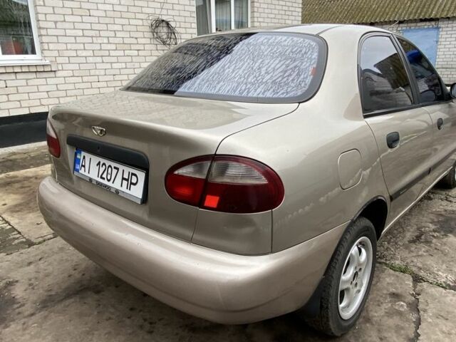 Бежевий Деу Сенс, об'ємом двигуна 1.5 л та пробігом 300 тис. км за 2400 $, фото 1 на Automoto.ua