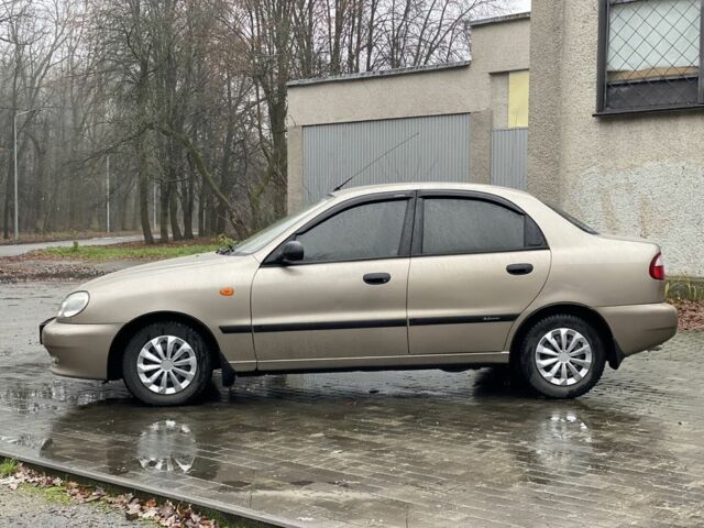 Бежевый Дэу Сенс, объемом двигателя 1.5 л и пробегом 165 тыс. км за 2850 $, фото 2 на Automoto.ua