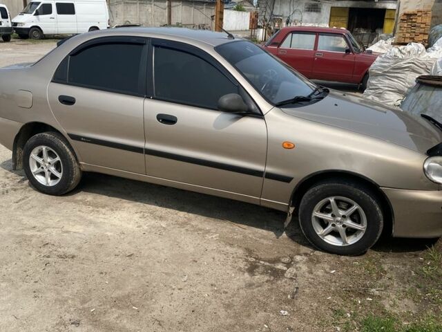 Бежевий Деу Сенс, об'ємом двигуна 1.5 л та пробігом 195 тис. км за 2400 $, фото 1 на Automoto.ua