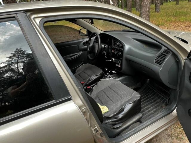 Бежевый Дэу Сенс, объемом двигателя 1.4 л и пробегом 163 тыс. км за 1784 $, фото 2 на Automoto.ua