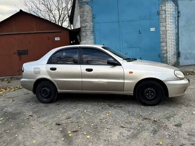 Бежевый Дэу Сенс, объемом двигателя 1.3 л и пробегом 259 тыс. км за 1100 $, фото 3 на Automoto.ua