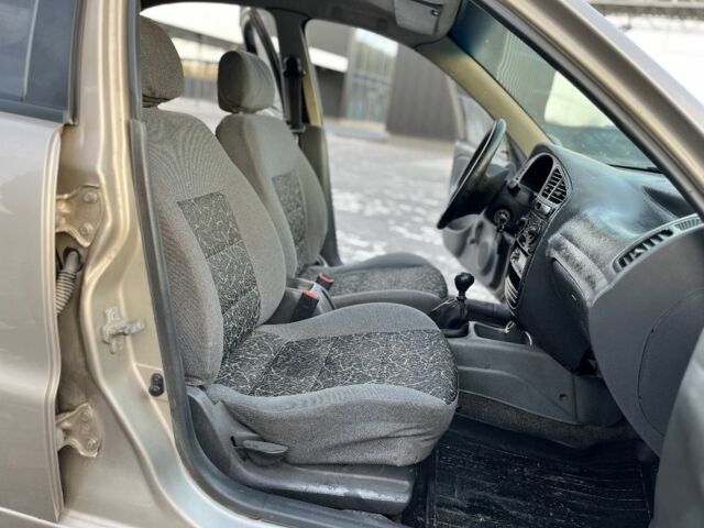 Бежевый Дэу Сенс, объемом двигателя 1.4 л и пробегом 200 тыс. км за 1550 $, фото 17 на Automoto.ua