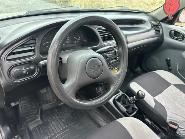 Бежевый Дэу Сенс, объемом двигателя 1.5 л и пробегом 280 тыс. км за 1500 $, фото 8 на Automoto.ua