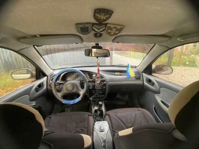 Бежевый Дэу Сенс, объемом двигателя 1.5 л и пробегом 276 тыс. км за 2000 $, фото 6 на Automoto.ua