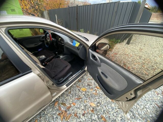 Бежевый Дэу Сенс, объемом двигателя 1.5 л и пробегом 276 тыс. км за 2000 $, фото 7 на Automoto.ua