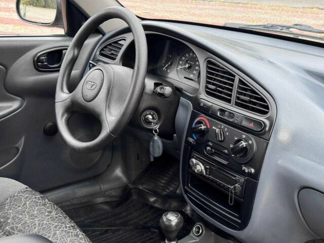 Деу Сенс 2008 у Запоріжжя на Automoto.ua Бежевий Деу Сенс, об'ємом двигуна 1.4 л та пробігом 51 тис. км за 3500 $, фото 11 на Automoto.ua