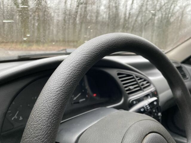 Бежевый Дэу Сенс, объемом двигателя 1.5 л и пробегом 165 тыс. км за 2850 $, фото 14 на Automoto.ua