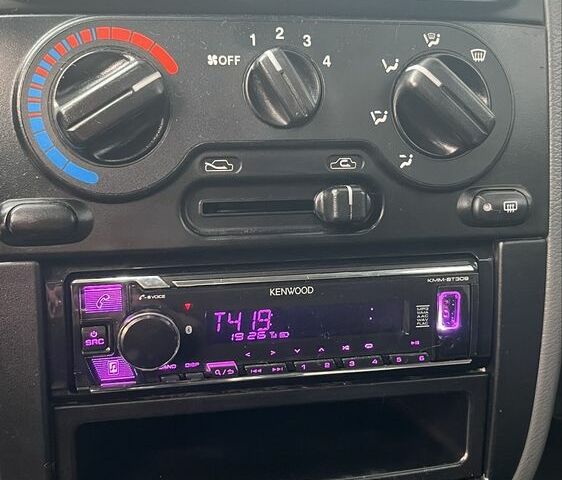 Бежевый Дэу Сенс, объемом двигателя 1.4 л и пробегом 98 тыс. км за 2400 $, фото 6 на Automoto.ua