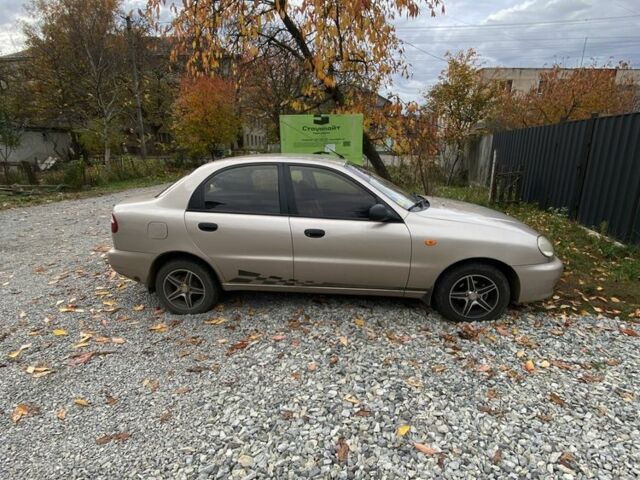 Бежевый Дэу Сенс, объемом двигателя 1.5 л и пробегом 276 тыс. км за 2000 $, фото 1 на Automoto.ua