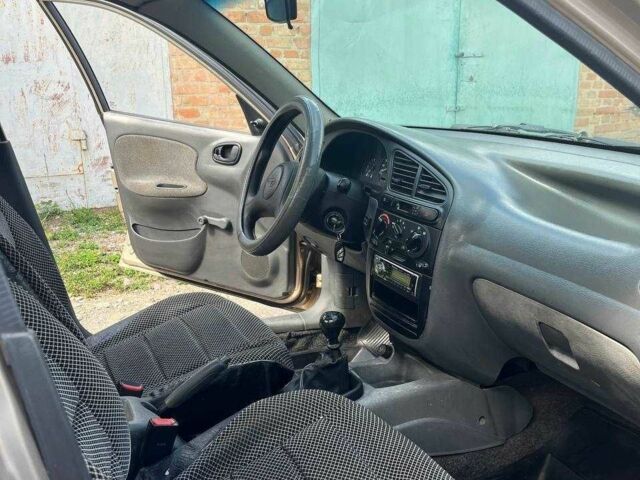 Бежевий Деу Сенс, об'ємом двигуна 0 л та пробігом 250 тис. км за 3100 $, фото 3 на Automoto.ua