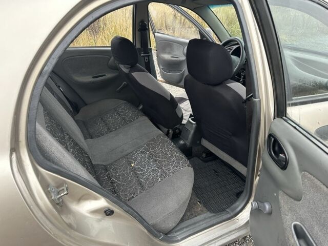 Бежевый Дэу Сенс, объемом двигателя 1.5 л и пробегом 280 тыс. км за 1500 $, фото 13 на Automoto.ua