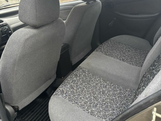 Бежевый Дэу Сенс, объемом двигателя 1.5 л и пробегом 178 тыс. км за 3000 $, фото 12 на Automoto.ua