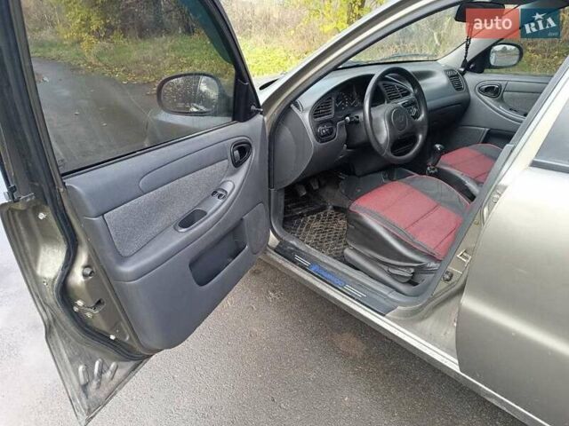 Бежевый Дэу Сенс, объемом двигателя 1.5 л и пробегом 207 тыс. км за 2700 $, фото 4 на Automoto.ua