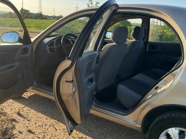 Бежевый Дэу Сенс, объемом двигателя 1.3 л и пробегом 99 тыс. км за 2500 $, фото 6 на Automoto.ua