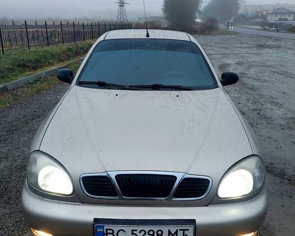 Бежевый Дэу Сенс, объемом двигателя 1.5 л и пробегом 144 тыс. км за 2000 $, фото 5 на Automoto.ua