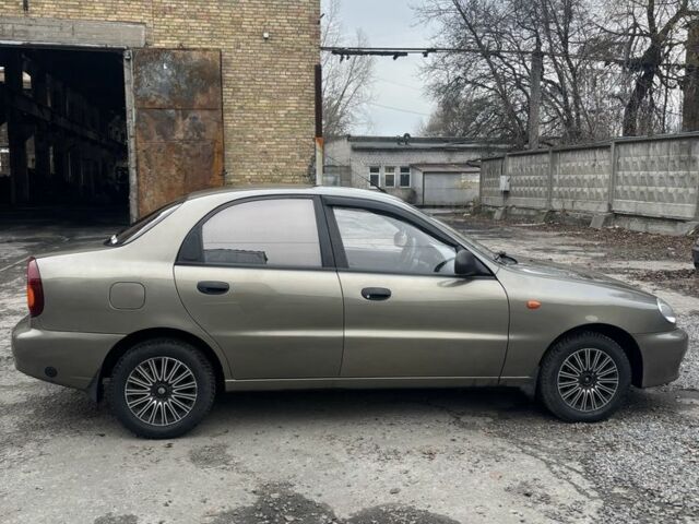 Бежевый Дэу Сенс, объемом двигателя 1.5 л и пробегом 178 тыс. км за 3000 $, фото 5 на Automoto.ua