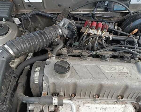 Бежевый Дэу Сенс, объемом двигателя 1.5 л и пробегом 207 тыс. км за 2700 $, фото 9 на Automoto.ua