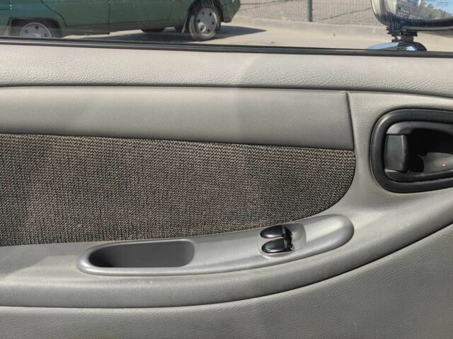 Бежевий Деу Сенс, об'ємом двигуна 1.3 л та пробігом 167 тис. км за 2100 $, фото 12 на Automoto.ua