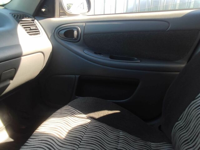 Бежевий Деу Сенс, об'ємом двигуна 1.3 л та пробігом 167 тис. км за 2100 $, фото 13 на Automoto.ua