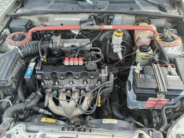 Бежевий Деу Сенс, об'ємом двигуна 1.5 л та пробігом 197 тис. км за 2200 $, фото 6 на Automoto.ua