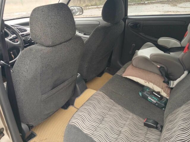 Бежевый Дэу Сенс, объемом двигателя 1.5 л и пробегом 148 тыс. км за 2500 $, фото 14 на Automoto.ua