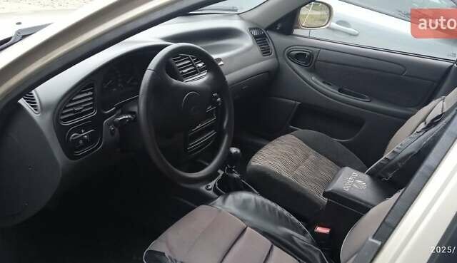 Бежевый Дэу Сенс, объемом двигателя 1.5 л и пробегом 128 тыс. км за 2990 $, фото 4 на Automoto.ua