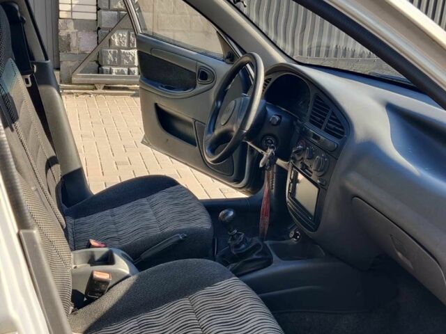 Бежевий Деу Сенс, об'ємом двигуна 1.3 л та пробігом 181 тис. км за 2700 $, фото 4 на Automoto.ua