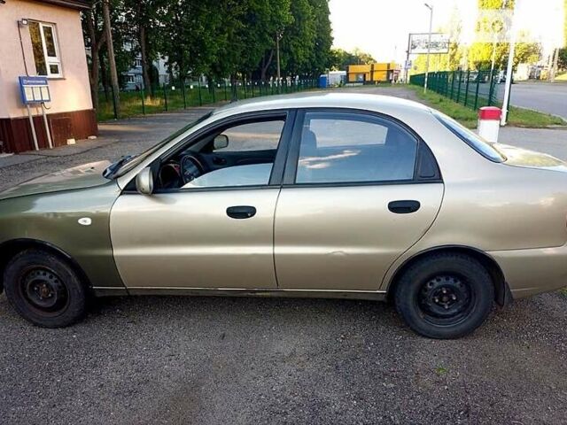 Бежевий Деу Сенс, об'ємом двигуна 1.3 л та пробігом 180 тис. км за 1600 $, фото 3 на Automoto.ua