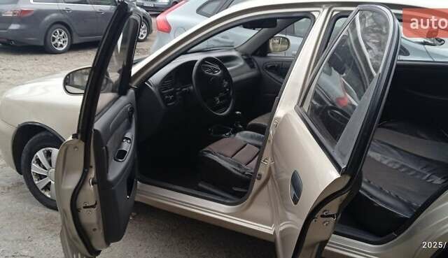 Бежевый Дэу Сенс, объемом двигателя 1.5 л и пробегом 128 тыс. км за 2990 $, фото 6 на Automoto.ua