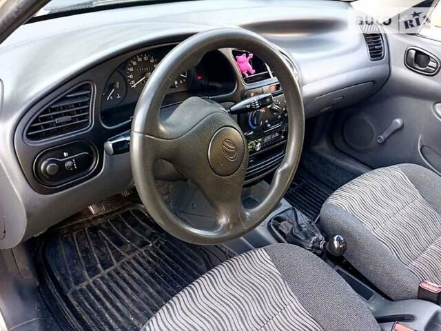 Бежевий Деу Сенс, об'ємом двигуна 1.3 л та пробігом 180 тис. км за 1600 $, фото 6 на Automoto.ua