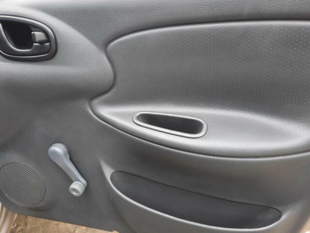 Бежевий Деу Сенс, об'ємом двигуна 1.3 л та пробігом 79 тис. км за 2700 $, фото 9 на Automoto.ua