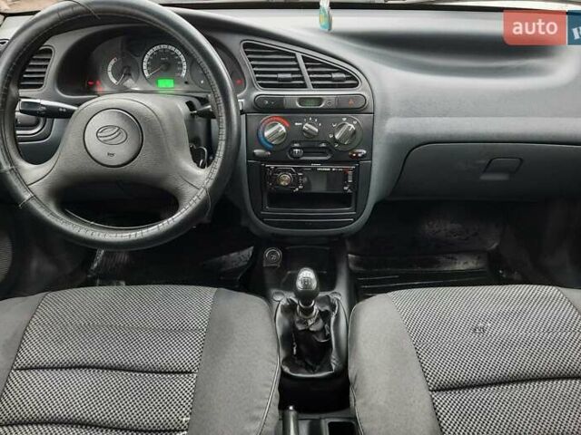 Бежевий Деу Сенс, об'ємом двигуна 1.3 л та пробігом 79 тис. км за 2700 $, фото 6 на Automoto.ua