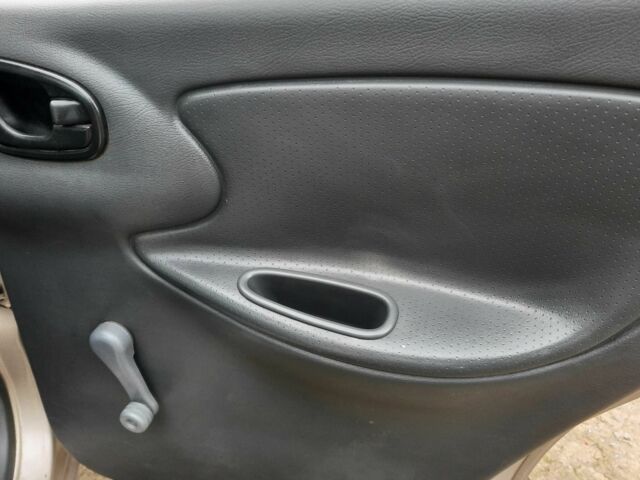 Бежевий Деу Сенс, об'ємом двигуна 1.3 л та пробігом 79 тис. км за 2700 $, фото 7 на Automoto.ua