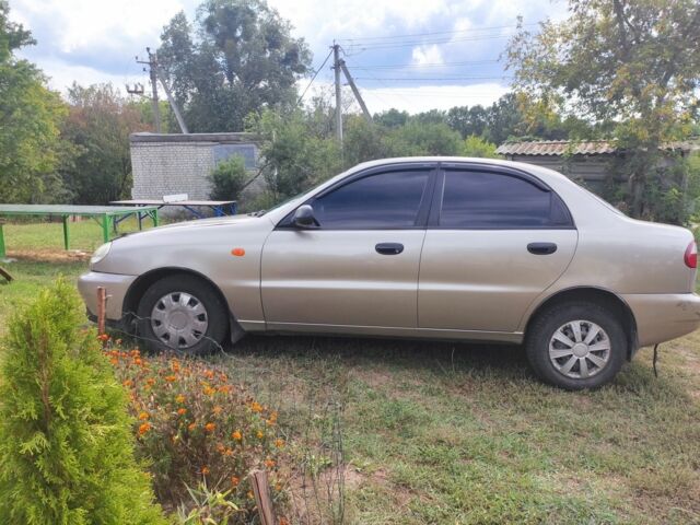 Деу Сенс 2008 у Харкові на Automoto.ua Бежевий Деу Сенс, об'ємом двигуна 1.4 л та пробігом 178 тис. км за 2055 $, фото 5 на Automoto.ua