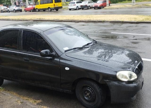 Черный Дэу Сенс, объемом двигателя 0 л и пробегом 125 тыс. км за 1100 $, фото 3 на Automoto.ua
