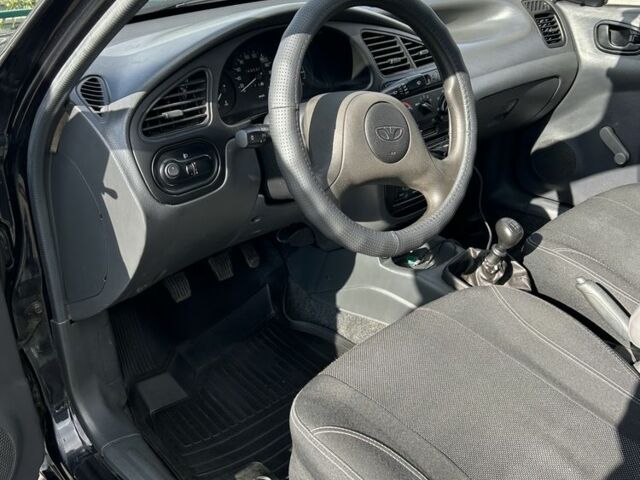 Деу Сенс 2007 у Кривому Розі на Automoto.ua Чорний Деу Сенс, об'ємом двигуна 1.3 л та пробігом 94 тис. км за 3500 $, фото 12 на Automoto.ua