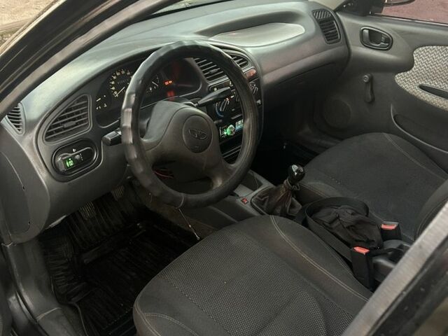 Черный Дэу Сенс, объемом двигателя 1.4 л и пробегом 310 тыс. км за 2300 $, фото 7 на Automoto.ua