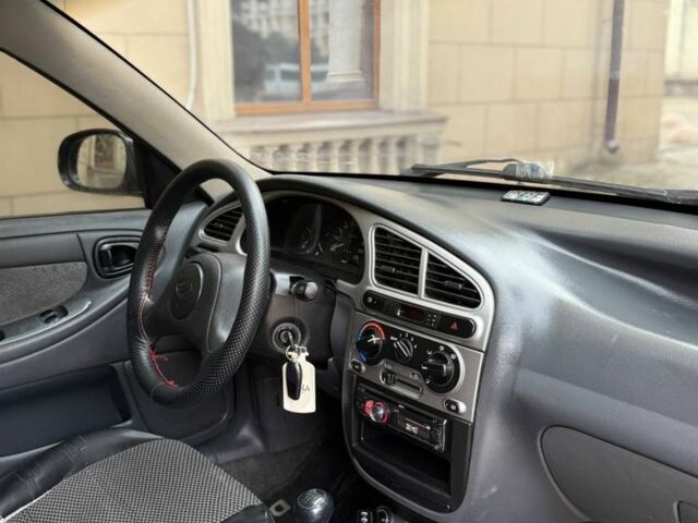 Деу Сенс 2009 у Запоріжжя на Automoto.ua Чорний Деу Сенс, об'ємом двигуна 1.6 л та пробігом 180 тис. км за 2650 $, фото 7 на Automoto.ua