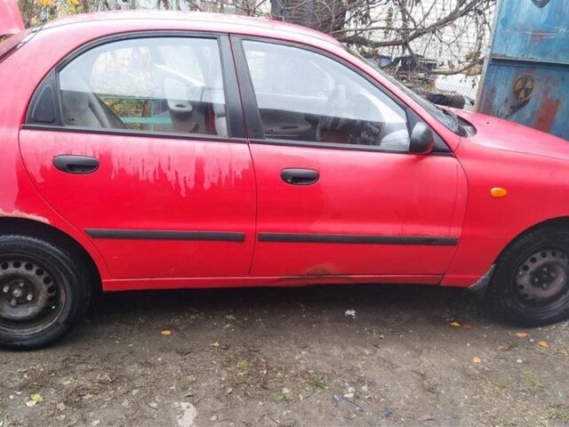 Черный Дэу Сенс, объемом двигателя 1.5 л и пробегом 200 тыс. км за 750 $, фото 1 на Automoto.ua